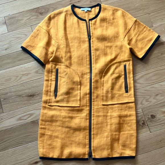 Elegant Orange Dress with Black Trim - Picture 1 of 11